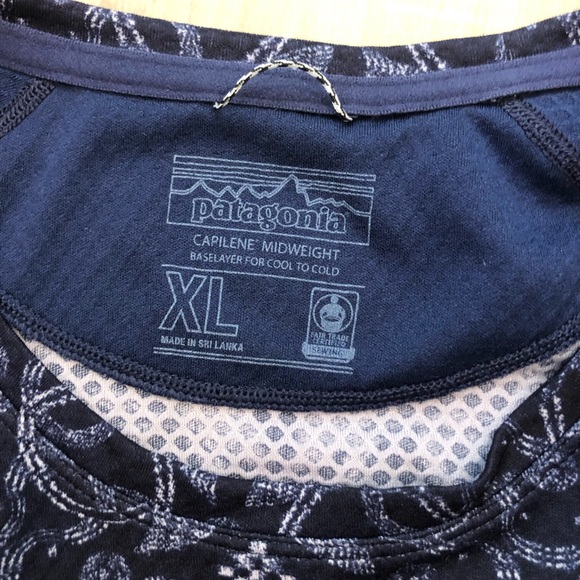 Patagonia Navy Blue Long Sleeve Tee - Picture 4 of 6